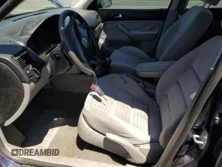 2001 Volkswagen Golf GLS с VIN 9BWGT61J914057698, выставлен на аукционе Copart как лот 58576605 с пробегом 270 209 миль миль и Списание • Salvage title. История ставок и продаж доступна на DreamBid. Изображение 7.