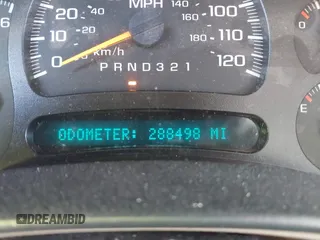2003 Chevrolet Tahoe Special Service with VIN 1GNEK13V43R182371, listed as a IAAI auction lot 41674371 with 288,498 mi miles. Bid and sale history available at carsss.com. Image 7.