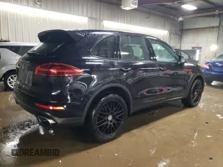 2016 Porsche Cayenne z VIN WP1AA2A20GLA05428, wystawiony jako Copart lot #52168225 z przebiegiem 90 749 mil mil oraz Szkoda całkowita • Salvage title. Historia ofert i sprzedaży dostępna na DreamBid. Obrazek 3.