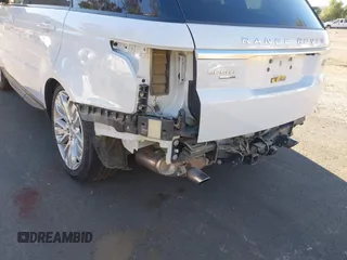 2016 Land Rover Range Rover Sport HSE z VIN SALWR2VF7GA567330, wystawiony jako IAAI lot #41058742 z przebiegiem 27 088 mil mil oraz . Historia ofert i sprzedaży dostępna na DreamBid. Obrazek 6.