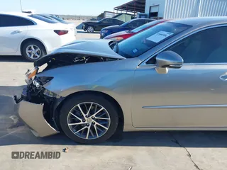 2016 Lexus ES with VIN 58ABK1GG8GU032522, listed as a IAAI auction lot 41666584 with 60,416 mi miles and . Bid and sale history available at carsss.com. Image 19.