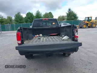 2015 Ram 1500 Tradesman with VIN 3C6JR7DTXFG637822, listed as a IAAI auction lot 40462420 with 122,747 mi miles and . Bid and sale history available at DreamBid. Image 15.