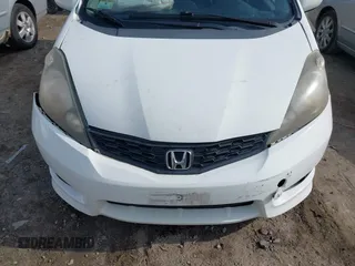 2013 Honda Fit Sport with VIN JHMGE8H5XDC004168, listed as a IAAI auction lot 42041306 with 107,459 mi miles. Bid and sale history available at carsss.com. Image 6.