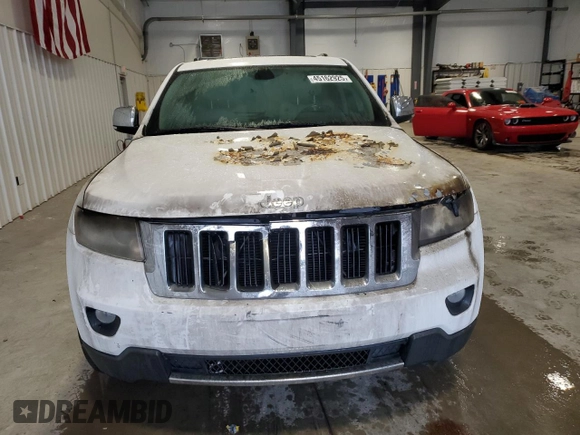 2013 Jeep Grand Cherokee Limited with VIN 1C4RJEBG1DC636555, listed as a Copart auction lot 45162925 with 0 mi miles and Salvage Title. Bid and sale history available at carsss.com. Image 5.