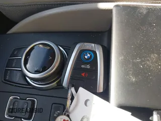 2017 BMW i3 z VIN WBY1Z8C55HV550906, wystawiony jako IAAI lot #41705056 z przebiegiem 79 566 mil mil oraz . Historia ofert i sprzedaży dostępna na DreamBid. Obrazek 11.