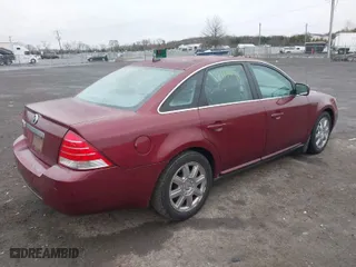 2007 Mercury Montego Premier with VIN 1MEHM421X7G614428, listed as a IAAI auction lot 41711884 with 119,208 mi miles. Bid and sale history available at carsss.com. Image 4.