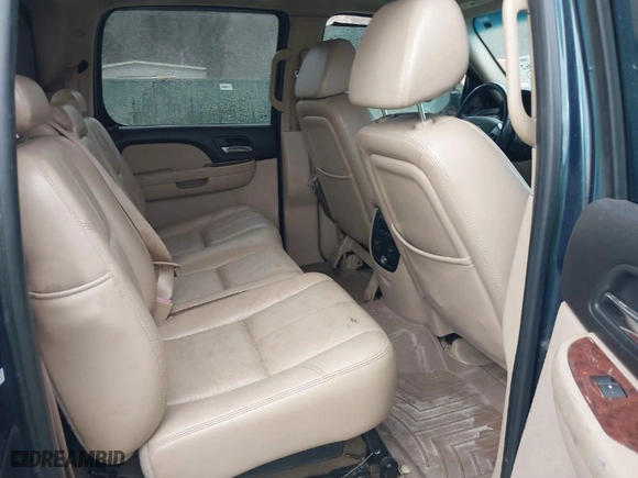 2007 Chevrolet Avalanche LT w/1LT with VIN 3GNEC12087G166652, listed as a IAAI auction lot 41710462 with 1 mi miles. Bid and sale history available at carsss.com. Image 8.