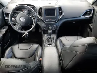 2020 Jeep Cherokee Latitude Plus with VIN 1C4PJMLB1LD560252, listed as a Copart auction lot 87490394 with 7,634 mi miles and Salvage Title. Bid and sale history available at DreamBid. Image 8.