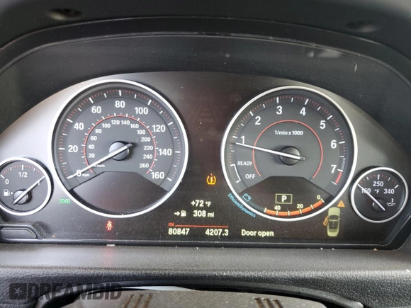 2015 BMW 4 Series 428i с VIN WBA3V5C52FP753836, выставлен на аукционе Copart как лот 53858345 с пробегом 80 847 миль миль и Списание • Salvage title. История ставок и продаж доступна на DreamBid. Изображение 9.