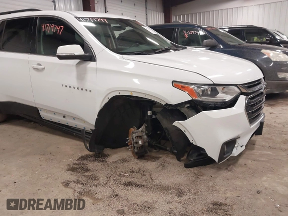 2021 Chevrolet Traverse LT Cloth with VIN 1GNEVGKW8MJ189876, listed as a IAAI auction lot 41719747 with 60,916 mi miles. Bid and sale history available at carsss.com. Image 6.