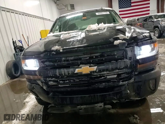 2018 Chevrolet Silverado 1500 LT with VIN 1GCVKRECXJZ337506, listed as a Copart auction lot 44957755 with 110,741 mi miles and Salvage Title. Bid and sale history available at DreamBid. Image 10.