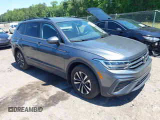 2024 Volkswagen Tiguan S z VIN 3VVRB7AX5RM142006, wystawiony jako IAAI lot #42199560 z przebiegiem 235 mil mil oraz . Historia ofert i sprzedaży dostępna na DreamBid. Obrazek 1.