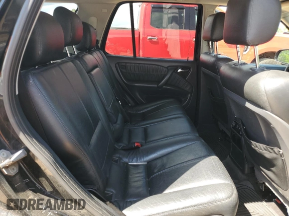 2005 Mercedes-Benz M 350 with VIN 4JGAB57E65A561071, listed as a Copart auction lot 58120345 with 170,427 mi miles and Salvage title. Bid and sale history available at DreamBid. Image 11.