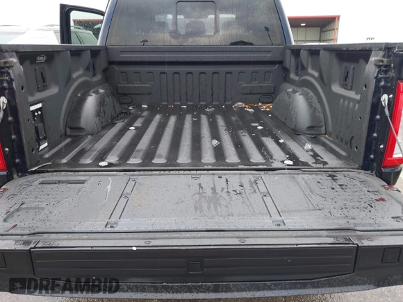 2023 Ford F-150 XL z VIN 1FTFW1ED5PFC86171, wystawiony jako IAAI lot #42217154 z przebiegiem 7 296 mil mil oraz . Historia ofert i sprzedaży dostępna na DreamBid. Obrazek 18.