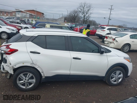 2020 Nissan Kicks S with VIN 3N1CP5BV7LL546450, listed as a IAAI auction lot 41117857 with 117,957 mi miles and . Bid and sale history available at carsss.com. Image 13.