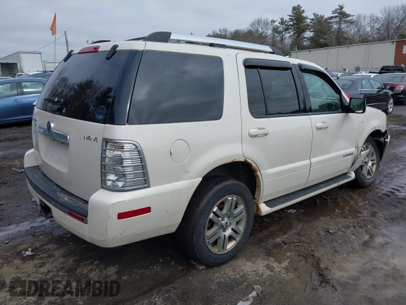 2008 Mercury Mountaineer Premier with VIN 4M2EU48848UJ00015, listed as a IAAI auction lot 41628733 with 307,424 mi miles. Bid and sale history available at carsss.com. Image 4.