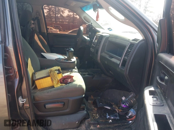 2016 Ram 2500 Tradesman with VIN 3C6UR5CL5GG162293, listed as a IAAI auction lot 41524815 with 243,012 mi miles and . Bid and sale history available at DreamBid. Image 5.