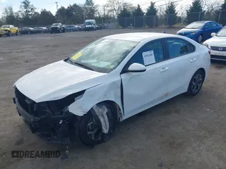 2019 Kia Forte LXS z VIN 3KPF24AD2KE042693, wystawiony jako IAAI lot #41902468 z przebiegiem 126 516 mil mil oraz . Historia ofert i sprzedaży dostępna na DreamBid. Obrazek 2.