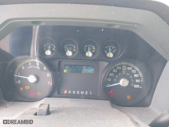 2013 Ford Super Duty F-250 SRW XL with VIN 1FDBF2B61DEB64348, listed as a IAAI auction lot 41685696 with 561,489 mi miles. Bid and sale history available at carsss.com. Image 7.