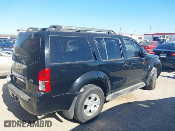 2007 Nissan Pathfinder S z VIN 5N1AR18U37C632647, wystawiony jako IAAI lot #41852844 z przebiegiem 229 775 mil mil oraz . Historia ofert i sprzedaży dostępna na DreamBid. Obrazek 4.