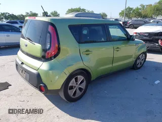 2015 Kia Soul with VIN KNDJN2A23F7809901, listed as a IAAI auction lot 41876718 with 111,786 mi miles. Bid and sale history available at carsss.com. Image 4.