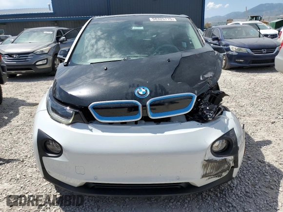2015 BMW i3 с VIN WBY1Z4C55FV500738, выставлен на аукционе Copart как лот 58325715 с пробегом Не указан миль и Списание • Salvage title. История ставок и продаж доступна на DreamBid. Изображение 5.