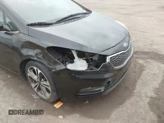 2016 Kia Forte EX with VIN KNAFX4A87G5473485, listed as a IAAI auction lot 41998571 with 133,999 mi miles. Bid and sale history available at carsss.com. Image 6.