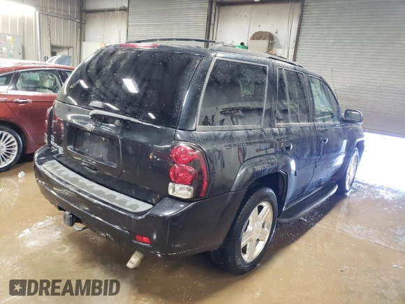 2008 Chevrolet TrailBlazer 1LT with VIN 1GNDT13S382240078, listed as a Copart auction lot 88852735 with 175,888 mi miles and Salvage Title. Bid and sale history available at DreamBid. Image 3.