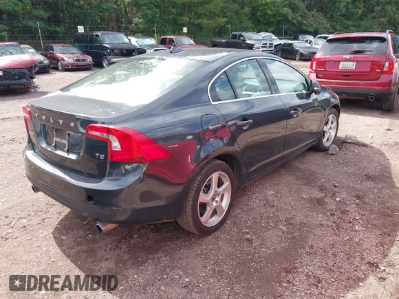 2013 Volvo S60 T5 Premier with VIN YV1612FS7D2232224, listed as a IAAI auction lot 42382432 with 100,274 mi miles and . Bid and sale history available at DreamBid. Image 4.