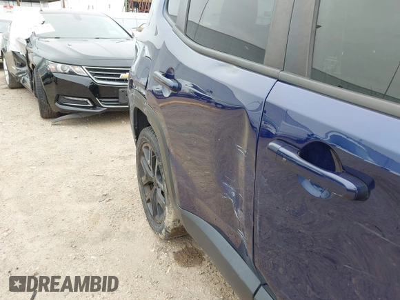 2018 Jeep Renegade Latitude z VIN ZACCJBBB3JPH91057, wystawiony jako IAAI lot #41547553 z przebiegiem 74 819 mil mil oraz . Historia ofert i sprzedaży dostępna na DreamBid. Obrazek 19.
