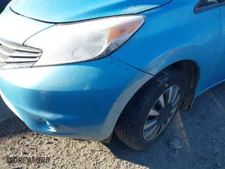 2015 Nissan Versa Note SV with VIN 3N1CE2CP3FL388567, listed as a IAAI auction lot 41551762 with 132,331 mi miles. Bid and sale history available at carsss.com. Image 6.