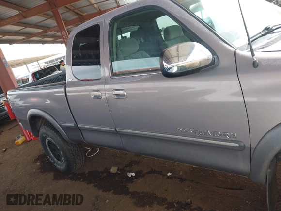 2000 Toyota Tundra SR5 with VIN 5TBRN3415YS049029, listed as a IAAI auction lot 41731441 with 202,100 mi miles and . Bid and sale history available at DreamBid. Image 13.