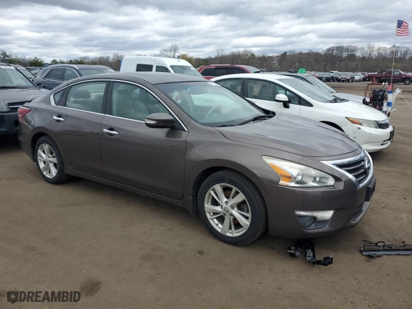 2013 Nissan Altima 2.5 SV with VIN 1N4AL3AP2DC173733, listed as a Copart auction lot 51670825 with 135,124 mi miles and Salvage Title. Bid and sale history available at carsss.com. Image 4.