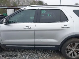 2018 Ford Explorer Limited with VIN 1FM5K7F8XJGA89666, listed as a IAAI auction lot 41334145 with 131,437 mi miles. Bid and sale history available at carsss.com. Image 15.