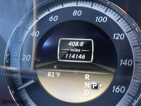 2011 Mercedes-Benz E-Class E 350 Luxury BlueTEC with VIN WDDHF2EB6BA505602, listed as a IAAI auction lot 41859128 with 114,146 mi miles. Bid and sale history available at carsss.com. Image 16.