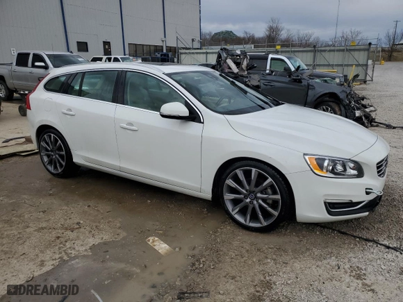 2015 Volvo V60 T5 Drive-E Premier with VIN YV140MEK0F1260723, listed as a Copart auction lot 47486795 with 65,853 mi miles and Non Repairable. Bid and sale history available at carsss.com. Image 4.