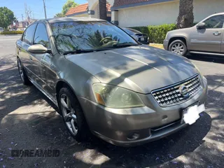 2005 Nissan Altima S z VIN 1N4AL11D55N473427, wystawiony jako Copart lot #62037005 z przebiegiem 120 611 mil mil oraz Czysty tytuł • Clean title. Historia ofert i sprzedaży dostępna na DreamBid. Obrazek 1.