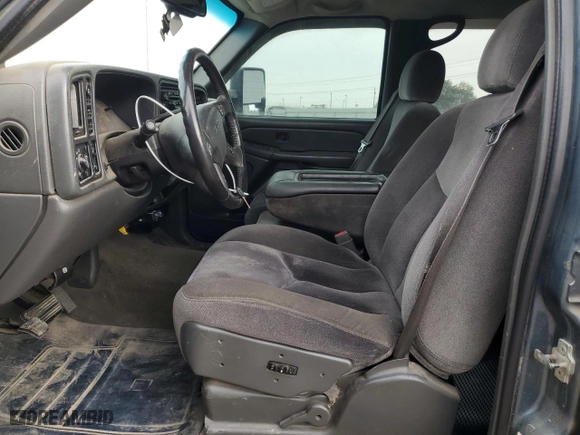 2007 GMC Sierra 1500HD SLE with VIN 1GTGK13U77F166178, listed as a Copart auction lot 76410084 with NaN miles and Salvage Title. Bid and sale history available at carsss.com. Image 7.