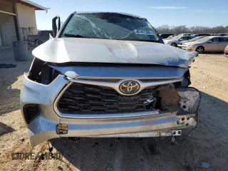 2020 Toyota Highlander L z VIN 5TDCZRAH4LS506413, wystawiony jako Copart lot #46487365 z przebiegiem 115 612 mil mil oraz Szkoda całkowita • Salvage title. Historia ofert i sprzedaży dostępna na DreamBid. Obrazek 5.