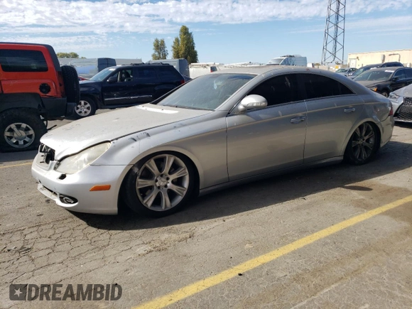 2008 Mercedes-Benz CLS-Class 5.5L with VIN WDDDJ72X88A118200, listed as a Copart auction lot 78005464 with 113,005 mi miles and Salvage Title. Bid and sale history available at carsss.com. Image 1.