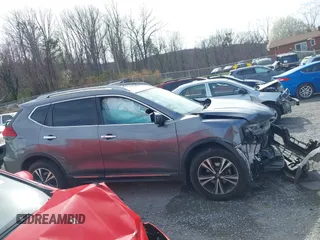 2017 Nissan Rogue SL with VIN 5N1AT2MV6HC871486, listed as a IAAI auction lot 41859693 with 92,344 mi miles. Bid and sale history available at carsss.com. Image 13.