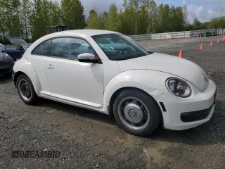2013 Volkswagen Beetle 2.5L with VIN 3VWJP7AT9DM675704, listed as a Copart auction lot 53384125 with 27,902 mi miles and Salvage Title. Bid and sale history available at DreamBid. Image 4.