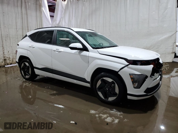 2024 Hyundai Kona SEL with VIN KM8HC3A63RU005581, listed as a Copart auction lot 82802834 with 9,898 mi miles and Salvage Title. Bid and sale history available at DreamBid. Image 4.