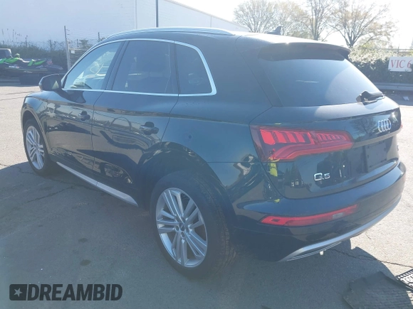 2018 Audi Q5 Premium Plus with VIN WA1BNAFY1J2126669, listed as a IAAI auction lot 41877318 with 44,397 mi miles. Bid and sale history available at carsss.com. Image 3.