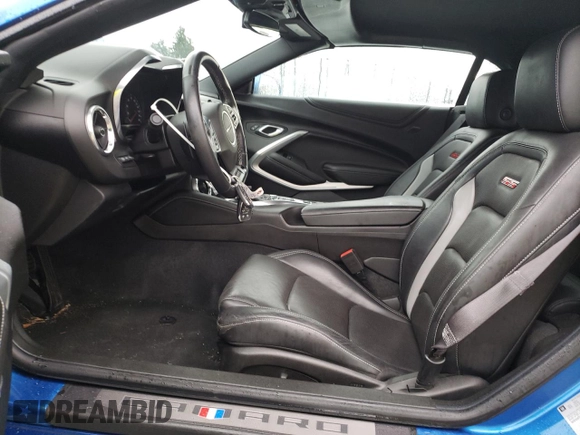 2017 Chevrolet Camaro 2SS with VIN 1G1FH3D76H0130722, listed as a Copart auction lot 87033954 with 35,600 mi miles and Salvage title. Bid and sale history available at DreamBid. Image 7.