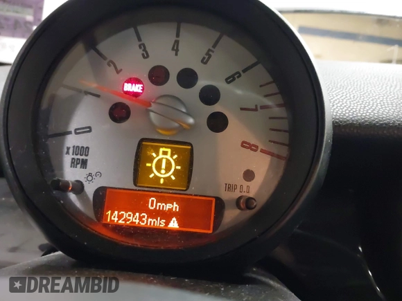 2013 MINI Hardtop with VIN WMWSU3C51DT374317, listed as a IAAI auction lot 41447518 with 142,943 mi miles and . Bid and sale history available at DreamBid. Image 16.