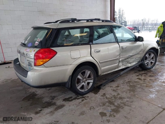 2005 Subaru Legacy Wagon (Natl) Outback R L.L. Bean Edition with VIN 4S4BP86CX54345231, listed as a IAAI auction lot 41580304 with 200,226 mi miles. Bid and sale history available at carsss.com. Image 4.