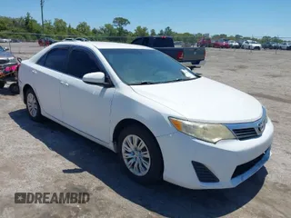 2012 Toyota Camry L with VIN 4T1BF1FK9CU516629, listed as a IAAI auction lot 42027532 with 381,614 mi miles. Bid and sale history available at carsss.com. Image 1.