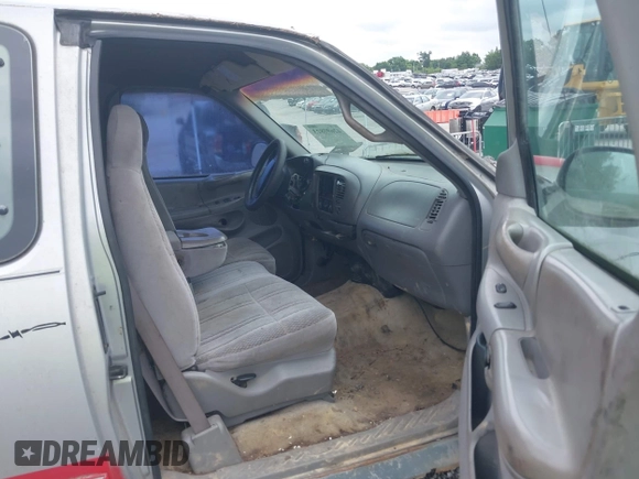1997 Ford F-150 XL with VIN 1FTDX1869VNA33231, listed as a IAAI auction lot 42697823 with 149,986 mi miles and . Bid and sale history available at DreamBid. Image 5.