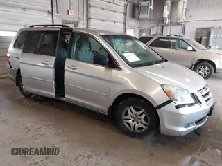 2007 Honda Odyssey EX z VIN 5FNRL38487B086189, wystawiony jako IAAI lot #42197343 z przebiegiem 224 829 mil mil oraz . Historia ofert i sprzedaży dostępna na DreamBid. Obrazek 1.